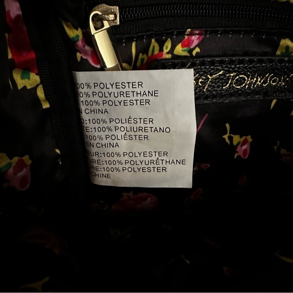 Betsey Johnson | Mini Convertible Cross-Body Bag - Picture 13 of 13